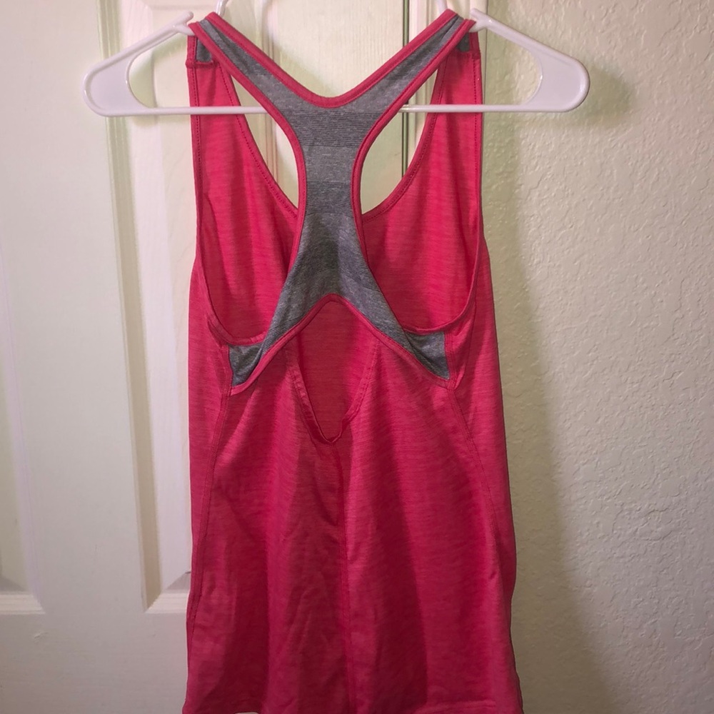 North Face Workout Razorback In Pink - Picture 2 of 3
